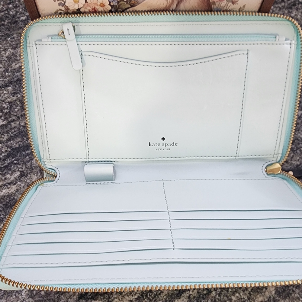 Kate Spade "New Horizons" Kaden Limited Edition Wallet - Picture 2 of 3